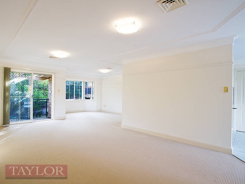 136/40 Strathalbyn Drive, Oatlands NSW 2117