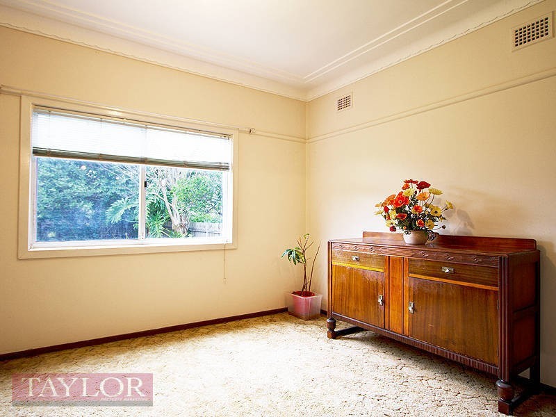 4 Brabyn Street, Parramatta NSW 2150