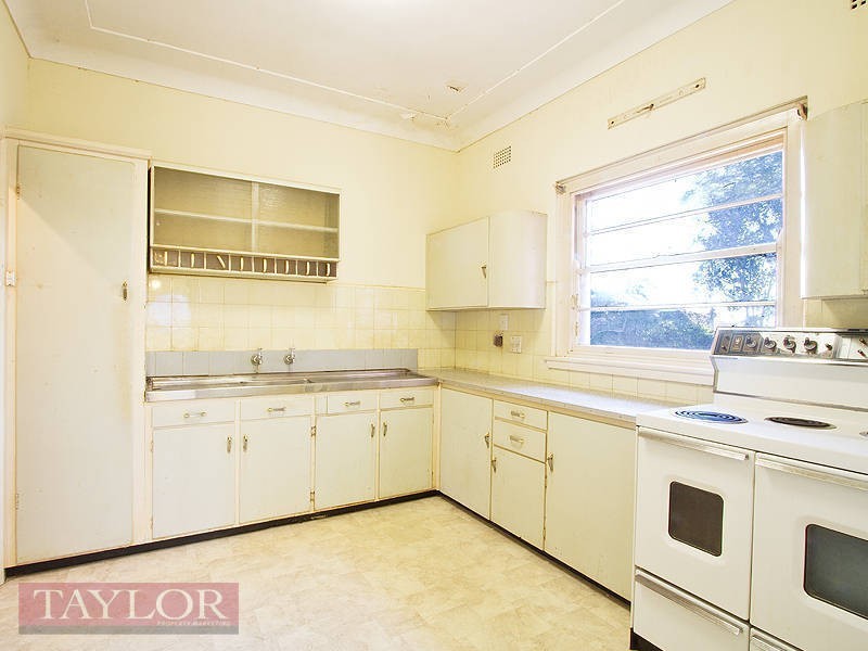 33 Bettington Road, Oatlands NSW 2117