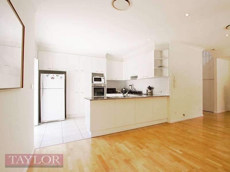 10/117-119 Bettington Road, Oatlands NSW 2117