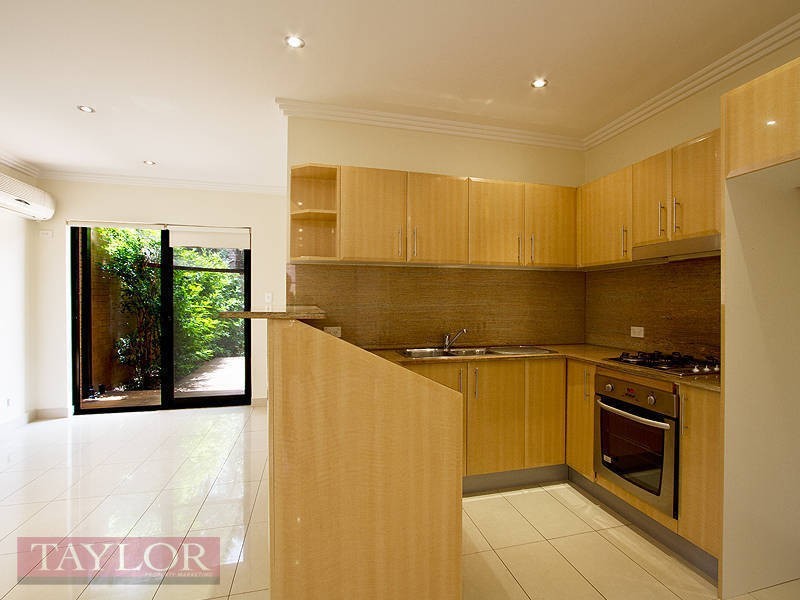 8/210 Pennant Hills Road, Oatlands NSW 2117