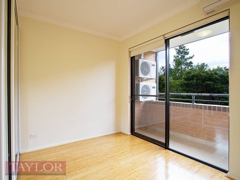 8/210 Pennant Hills Road, Oatlands NSW 2117