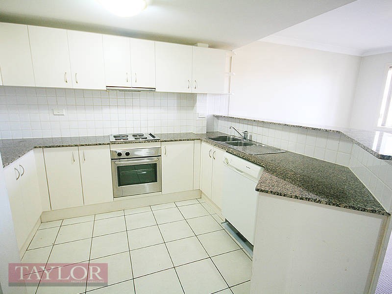 12/15 Governors Way, Oatlands NSW 2117