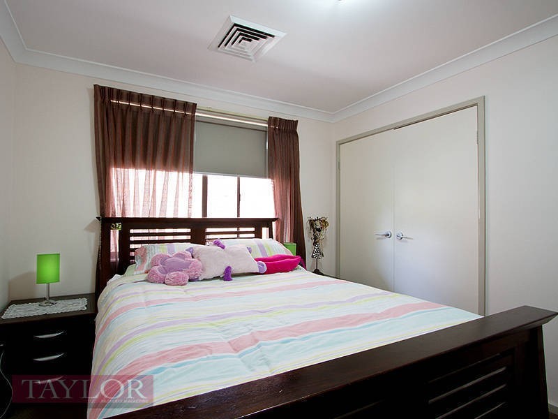 18 Blackwood Place, Oatlands NSW 2117