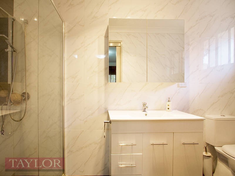 18 Blackwood Place, Oatlands NSW 2117