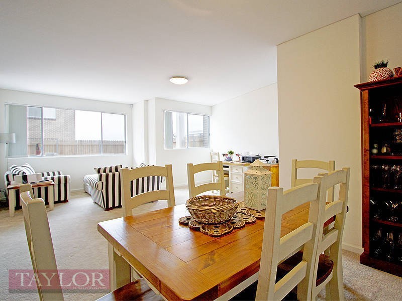 129/23-35 Crane Road, Castle Hill NSW 2154