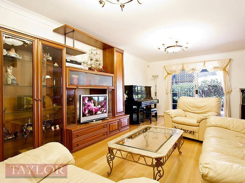 80/40 Strathalbyn Drive, Oatlands NSW 2117