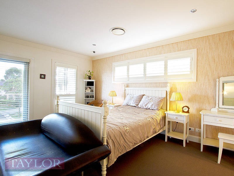 63 River Oak Circuit, Kellyville NSW 2155