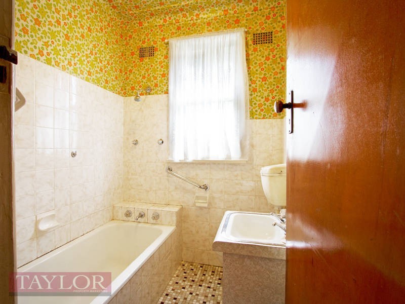 15 Charles Street, Oatlands NSW 2117