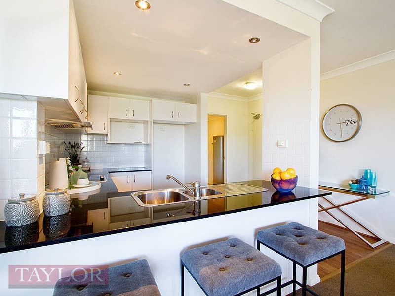 4/15 Governors Way, Oatlands NSW 2117