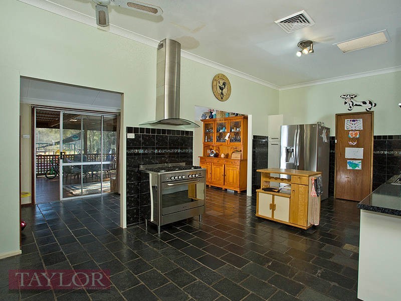 2814 Putty Road, Milbrodale NSW 2330