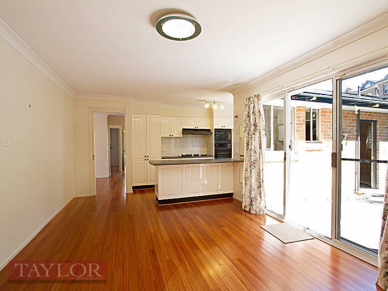 15 Larnook Close, Oatlands NSW 2117