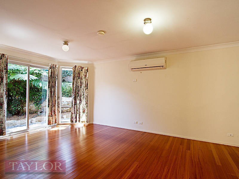 15 Larnook Close, Oatlands NSW 2117