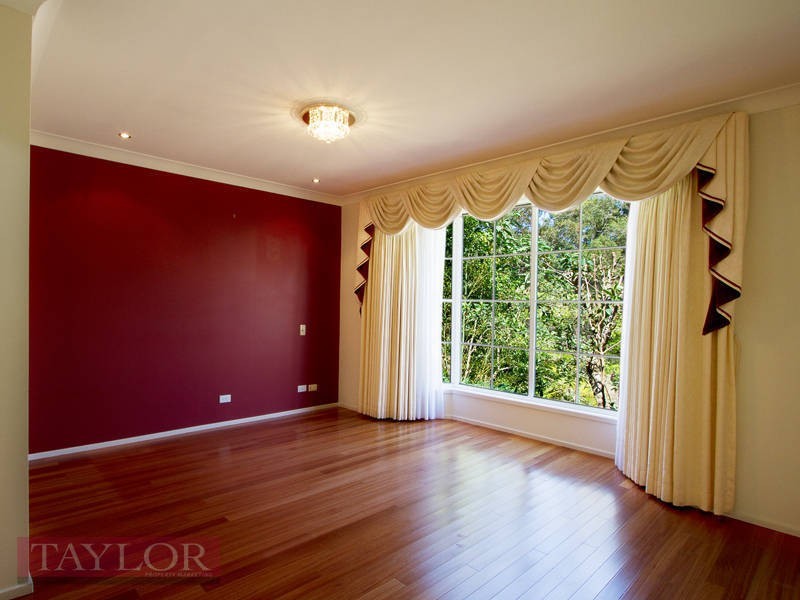 15 Larnook Close, Oatlands NSW 2117