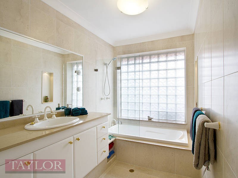 50 Oakes Road, Winston Hills NSW 2153