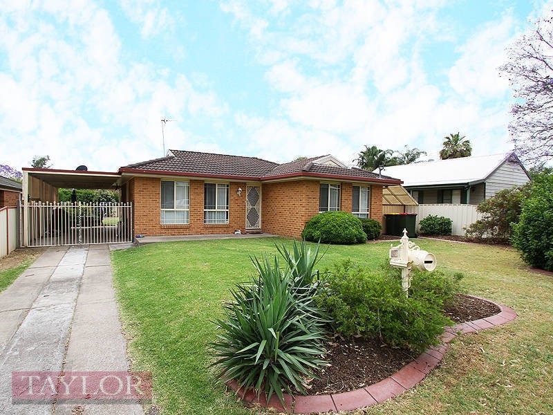 33A Sale Street, Greta NSW 2334
