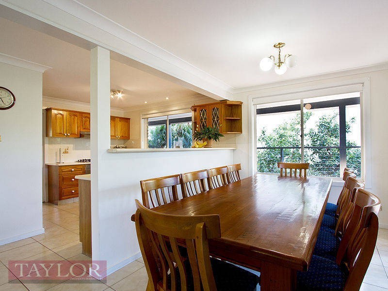 9 Ivanhoe Place, Oatlands NSW 2117