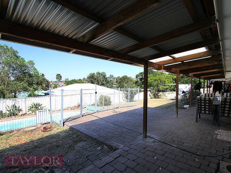 24 D’Arbon Avenue, Singleton NSW 2330