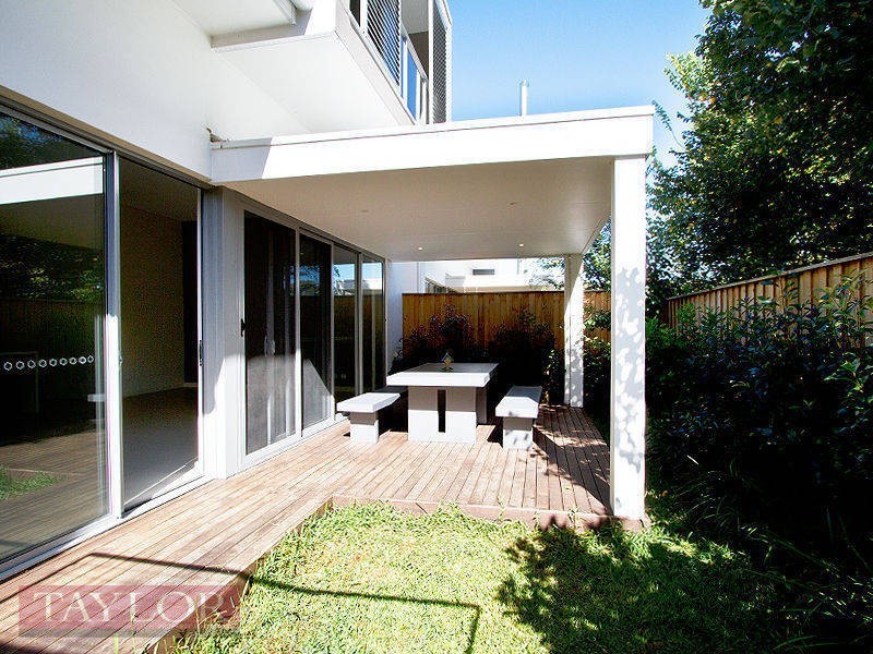 28 Central Park Avenue, Baulkham Hills NSW 2153