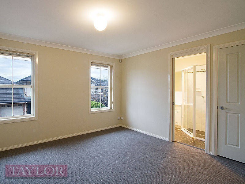 3 The Mews, Oatlands NSW 2117