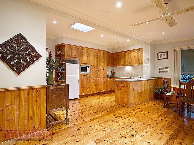 13 Alanas Avenue, Oatlands NSW 2117