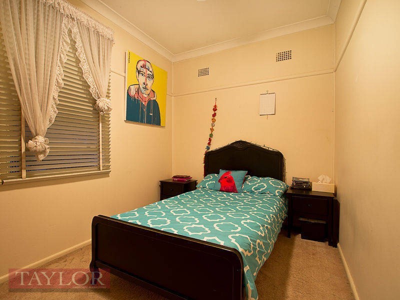 13 Alanas Avenue, Oatlands NSW 2117