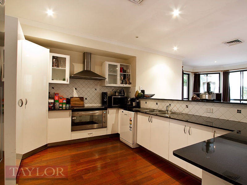 12A Forsyth Place, Oatlands NSW 2117