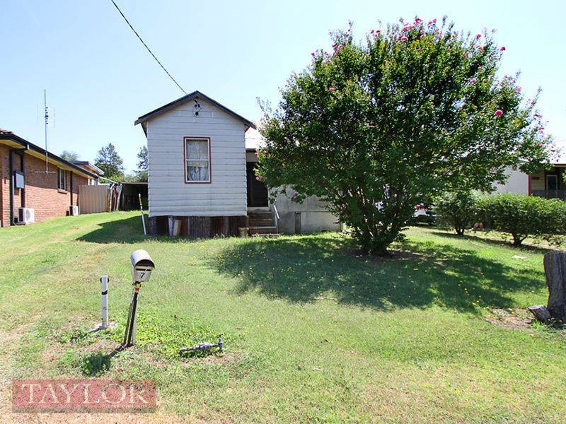 7 Whitburn Street, Greta NSW 2334
