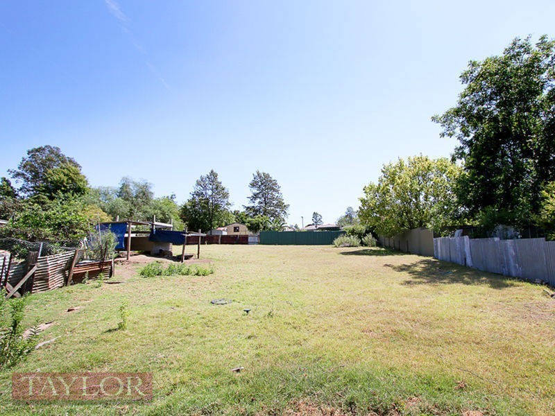 7 Whitburn Street, Greta NSW 2334