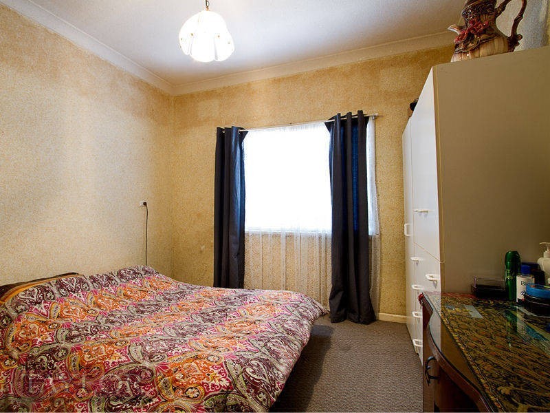 4 Teague Street, Girraween NSW 2145