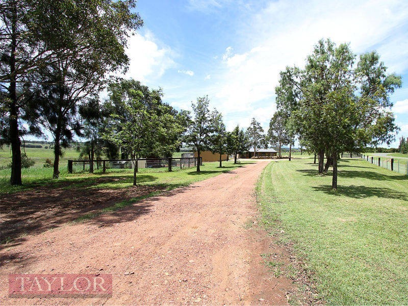 99 Long Point Road, Singleton NSW 2330