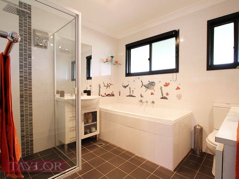 99 Long Point Road, Singleton NSW 2330
