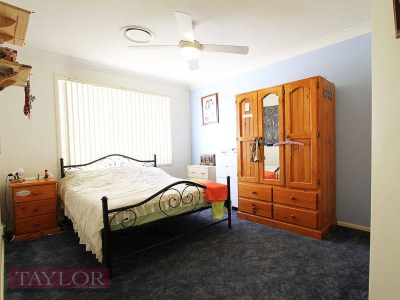 2 Grande Close, Singleton NSW 2330