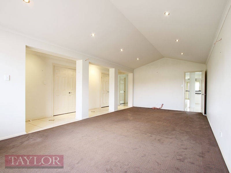 9 Knox Close, Singleton NSW 2330