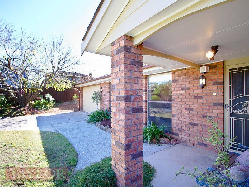 4 Lyn Place, Constitution Hill NSW 2145