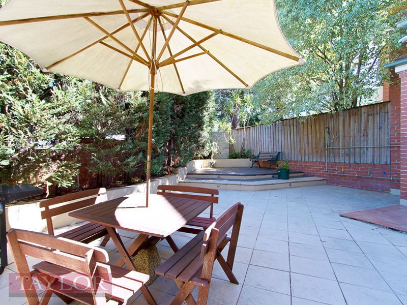 2/2 Vista Street, Oatlands NSW 2117