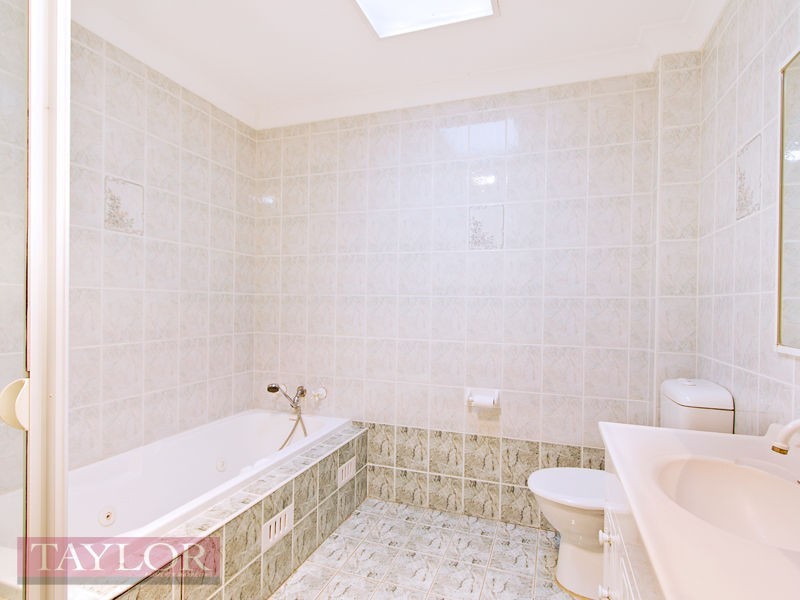 2/2 Vista Street, Oatlands NSW 2117