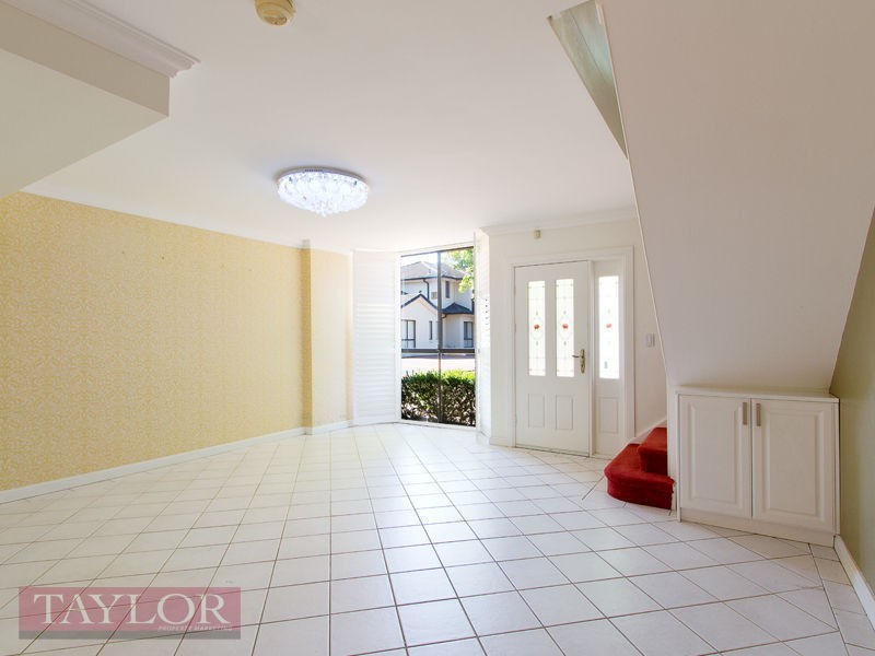 4/12-16 Prince Street, Oatlands NSW 2117