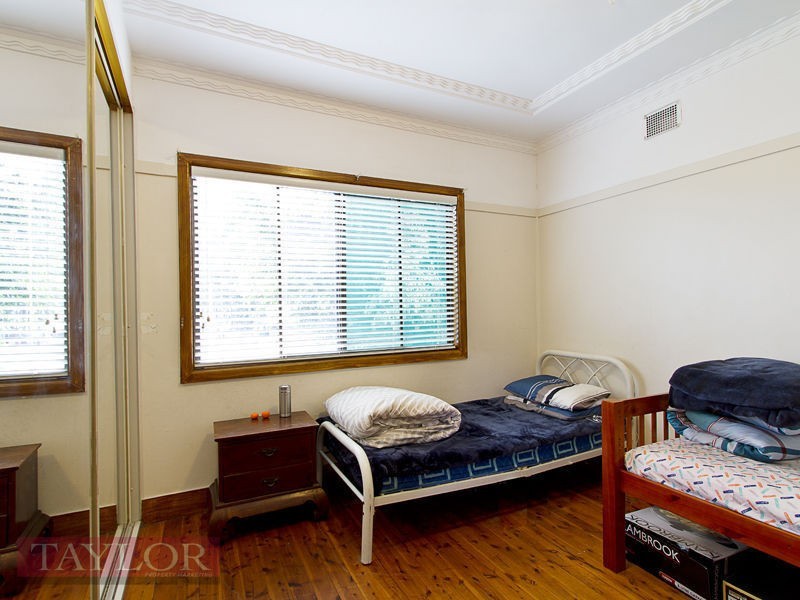 10 Cumberland Road, Auburn NSW 2144