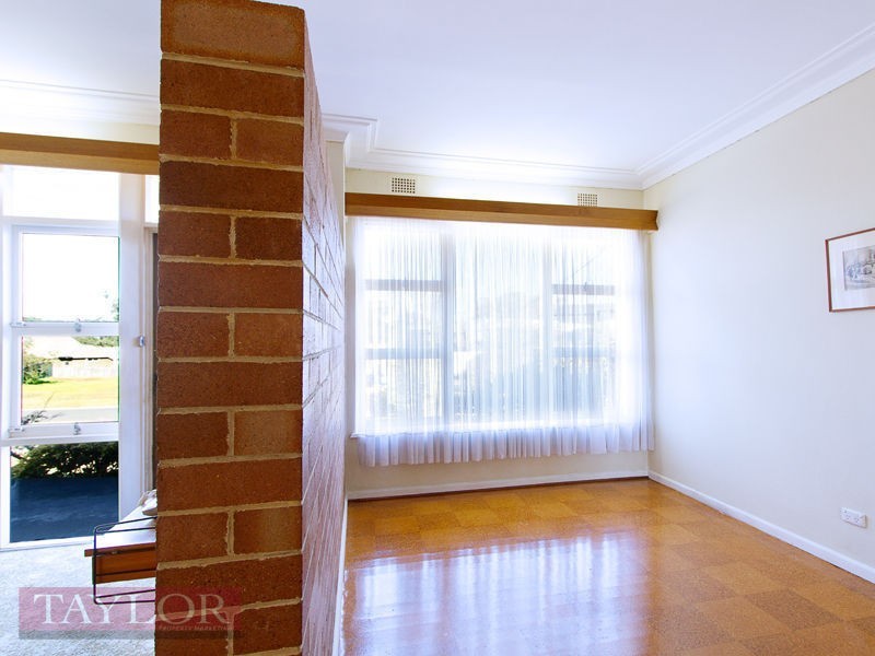 8 Immarna Place, Oatlands NSW 2117