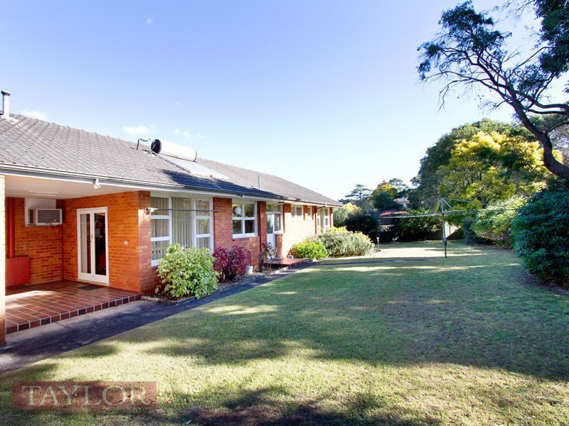 8 Immarna Place, Oatlands NSW 2117