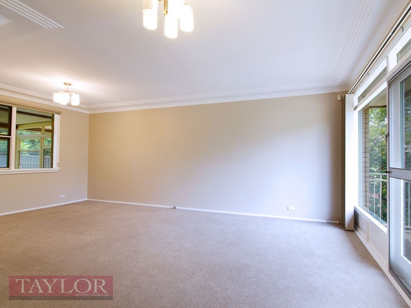 8 McDonald Street, North Rocks NSW 2151
