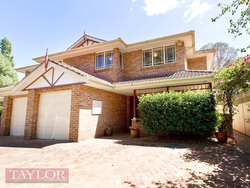 2 Larnook Close, Oatlands NSW 2117
