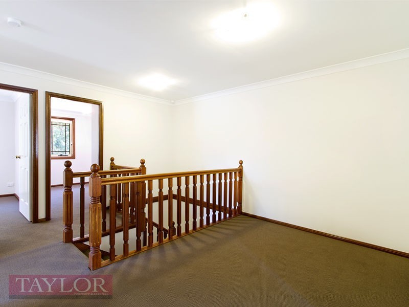 2 Larnook Close, Oatlands NSW 2117
