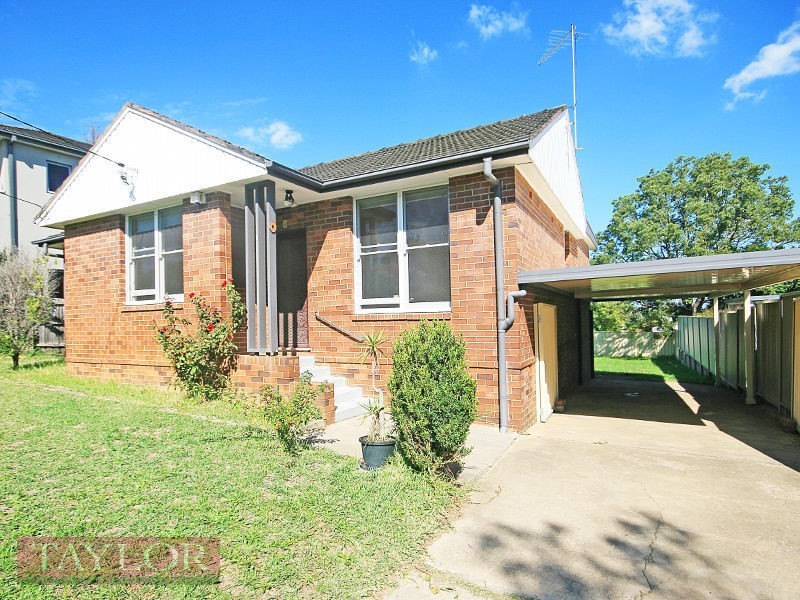 8 Anne Street, Oatlands NSW 2117