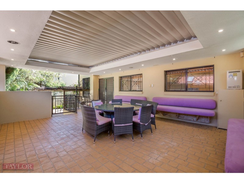 2/125-127 Bettington Road, Oatlands NSW 2117