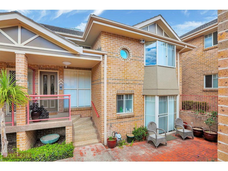 133/40 Strathalbyn Drive, Oatlands NSW 2117