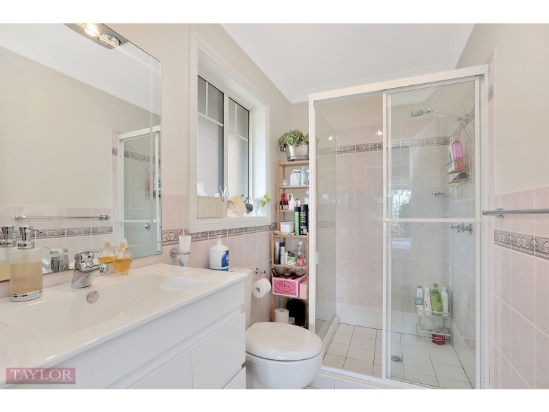 133/40 Strathalbyn Drive, Oatlands NSW 2117