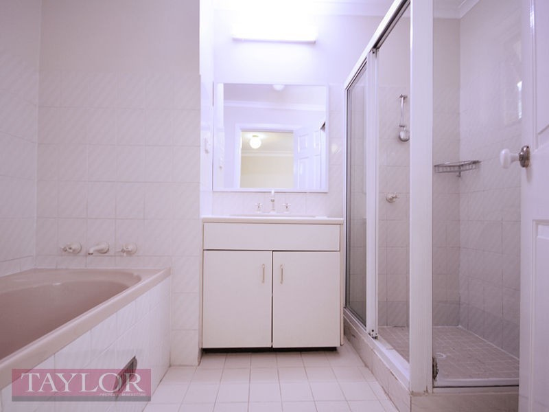 46/40 Strathalbyn Drive, Oatlands NSW 2117