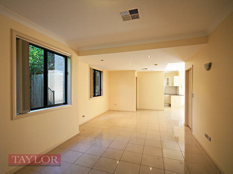 1/148C Bettington Road, Oatlands NSW 2117